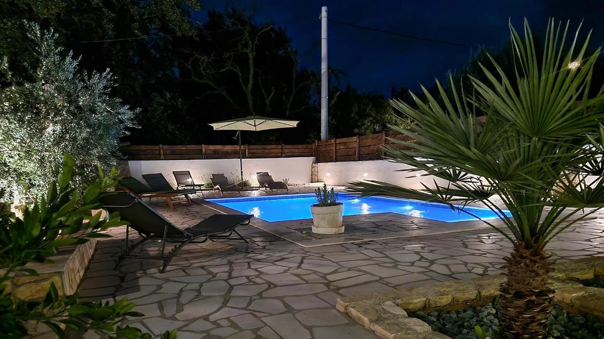 Holiday home Cozy Home In Sukosan With Outdoor Swimming Pool
